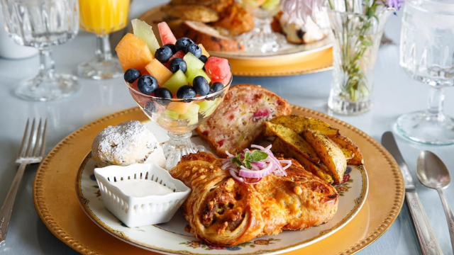 Breakfast at Carriage House